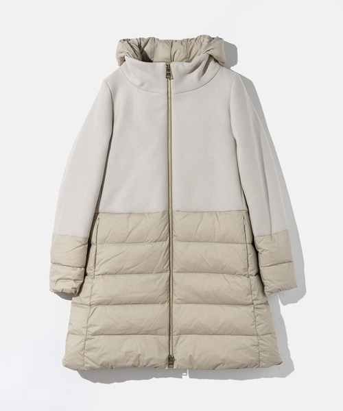 HERNO(ヘルノ)の「HERNO CAPE ECOWOOL ECOAGE DOWN COAT ヘルノ ケープ エコウール エコエイジ ダウンコート(ダウンジャケット/コート・レディース・ダークブルー/クリーム/ブラック・42/44/40)」の1枚目の写真