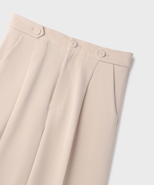 GRACE CONTINENTAL(グレースコンチネンタル)の「トリアセワイドパンツ(その他パンツ・レディース・ベージュ/ブラック・38/36)」の11枚目の写真
