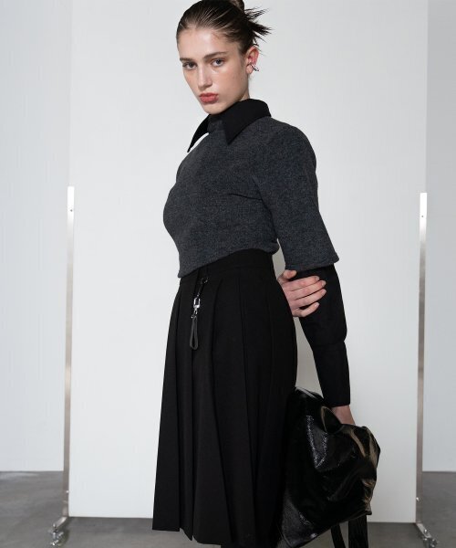 320SHOWROOM(320ショールーム)の「Mock Neck Short Sleeve Knit Charcoal gray(ニット/セーター・レディース・その他・FREE)」の1枚目の写真