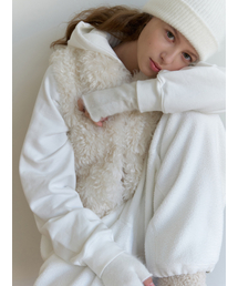 RE_L（リエル）の「Popo fur vest (ivory)（その他アウター）」