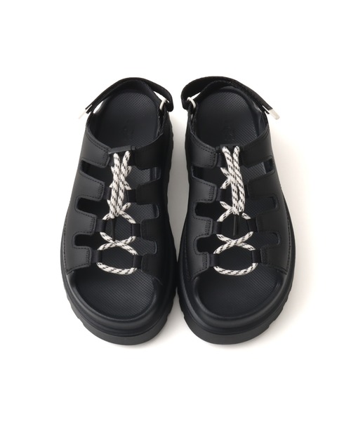 UGG(アグ)の「UGG W GOLDENGLOW TOGGLE / アグ ゴールデングロウ トグル(サンダル・レディース・ブラック・25.0cm/24.0cm/23.0cm/26.0cm/22.0cm)」の9枚目の写真
