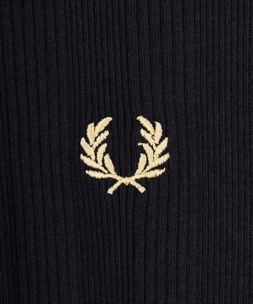 FRED PERRY/フレッドペリー] 別注 ランダムリブ ワンポイントロゴ刺繍