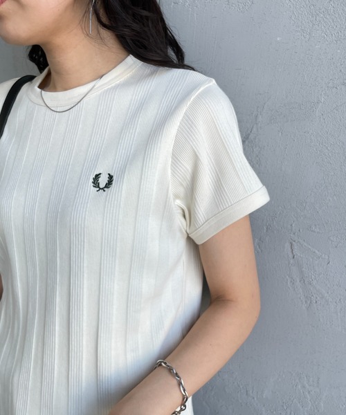 FRED PERRY/フレッドペリー] 別注 ランダムリブ ワンポイントロゴ刺繍