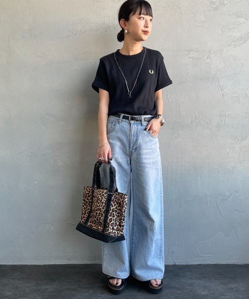 FRED PERRY（フレッドペリー）の「[FRED PERRY/フレッドペリー] 別注 ランダムリブ ワンポイントロゴ刺繍 リンガーTシャツ【追加】（Tシャツ/カットソー・レディース・チャコールグレー/ブラック/オートミール/キナリ/ブルー・8/10）」の15枚目の写真