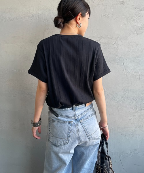 FRED PERRY（フレッドペリー）の「[FRED PERRY/フレッドペリー] 別注 ランダムリブ ワンポイントロゴ刺繍 リンガーTシャツ【追加】（Tシャツ/カットソー・レディース・チャコールグレー/ブラック/オートミール/キナリ/ブルー・8/10）」の12枚目の写真