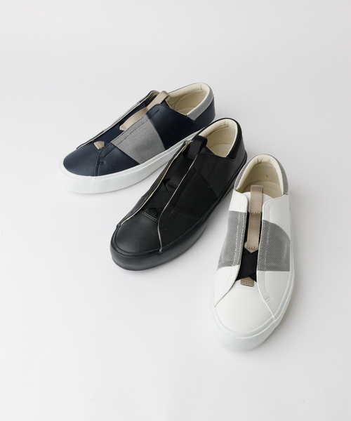 alfredoBANNISTER（アルフレッドバニスター）の「【26S/S】比翼 スリッポン スニーカー（スニーカー・メンズ・ブラック/ネイビー/ホワイト・39/40/43/42/41/44/45）」の4枚目の写真