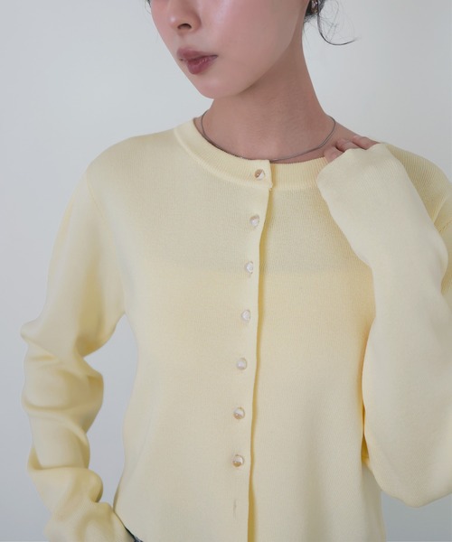 LIAN（リアン）の「クリアボタンニットカーディガン（カーディガン/ボレロ・レディース・ブラック/イエロー/ライム/ピンク/アイボリー・FREE）」の20枚目の写真