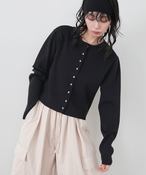 LIAN（リアン）の「クリアボタンニットカーディガン（カーディガン/ボレロ・レディース・ブラック/イエロー/ライム/ピンク/アイボリー・FREE）」の11枚目の写真