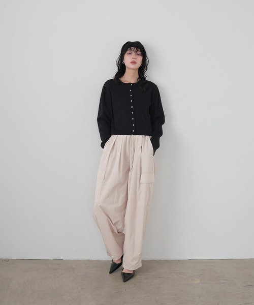 LIAN（リアン）の「クリアボタンニットカーディガン（カーディガン/ボレロ・レディース・ブラック/イエロー/ライム/ピンク/アイボリー・FREE）」の8枚目の写真