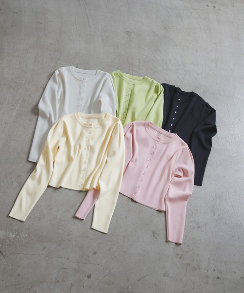 LIAN（リアン）の「クリアボタンニットカーディガン（カーディガン/ボレロ・レディース・ブラック/イエロー/ライム/ピンク/アイボリー・FREE）」の6枚目の写真