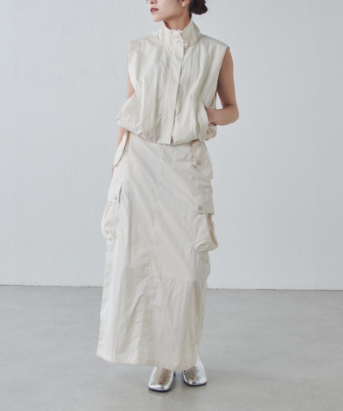 Lui's(ルイス)の「【セットアップ対応◎】バルーンコンパクトベスト(ベスト・レディース・ブラック/アイボリー・FREE)」の15枚目の写真