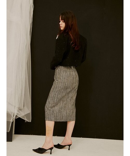 Sorry,Too Much Love(ソーリートゥーマッチラブ)の「Rael Midi Tweed H Line Skirt_Black(スカート・レディース・その他・S/M)」の4枚目の写真