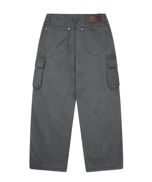 AAKAM(アーカム)の「Oblique Zippered Cargo Pants (Dark Gray)(その他パンツ・レディース・その他・1/2)」の3枚目の写真