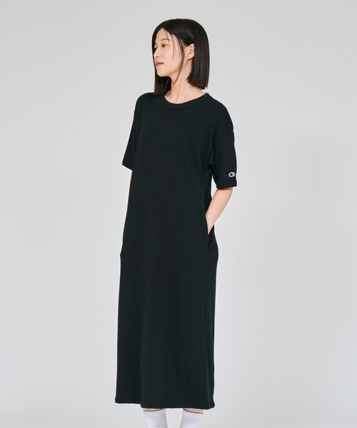 Champion(チャンピオン)の「【Champion/チャンピオン】レディース スウェットワンピース(ワンピース・レディース・ネイビー/オリーブ/ブラック/アッシュグレー/オフホワイト・LARGE/MEDIUM)」の3枚目の写真