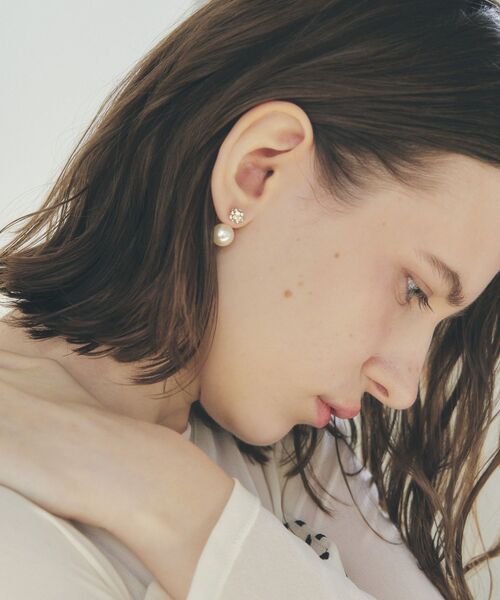 YECCA VECCA（イェッカヴェッカ）の「パヴェボールパールピアス（ピアス（両耳用）・レディース・シルバー/ゴールド・FREE）」の4枚目の写真