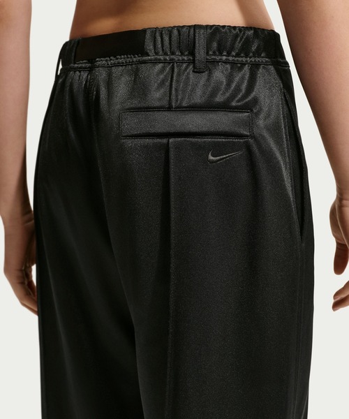 NIKE(ナイキ)の「NIKE AS W NSW BELTED PINTUCK PANT M IF0273(その他パンツ・レディース・ブラック/オリーブ・S/M)」の5枚目の写真