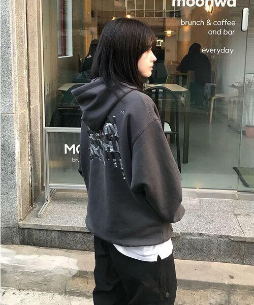 BROWNBREATH（ブラウンブレス）の「TIGER CAMO TAG HOODIE - CHARCOAL（パーカー・レディース・その他・SMALL/MEDIUM/LARGE/X-LARGE/2XL）」の10枚目の写真