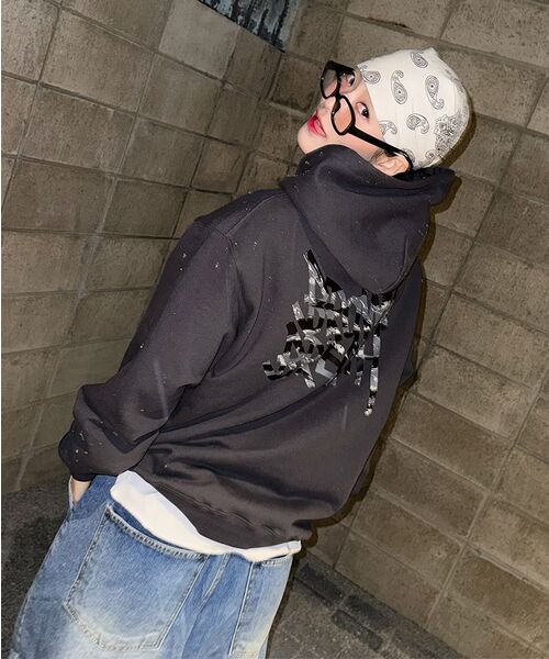 BROWNBREATH（ブラウンブレス）の「TIGER CAMO TAG HOODIE - CHARCOAL（パーカー・レディース・その他・SMALL/MEDIUM/LARGE/X-LARGE/2XL）」の11枚目の写真