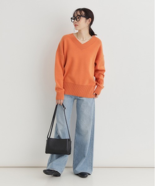 Right-on（ライトオン）の「【HONEYSUCKLE ROSE】コットン混 Vネック セーター (ベーシック / 通気性 / リラックススタイル)（ニット/セーター・レディース・ダークグレー/ベージュ/オレンジ・L/S/M）」の7枚目の写真