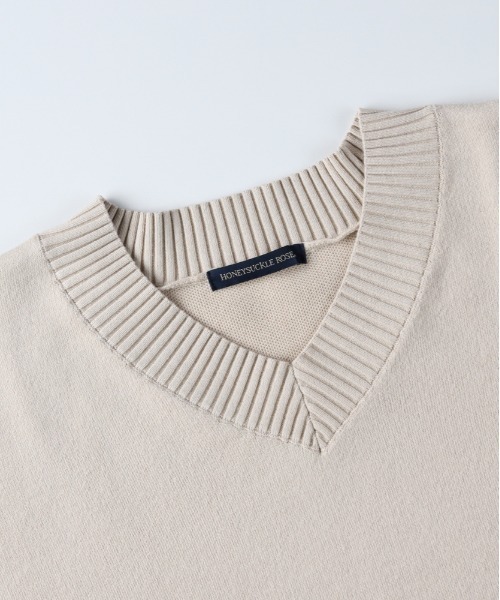 Right-on（ライトオン）の「【HONEYSUCKLE ROSE】コットン混 Vネック セーター (ベーシック / 通気性 / リラックススタイル)（ニット/セーター・レディース・ダークグレー/ベージュ/オレンジ・L/S/M）」の12枚目の写真