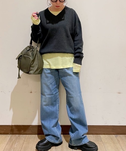 Right-on（ライトオン）の「【HONEYSUCKLE ROSE】コットン混 Vネック セーター (ベーシック / 通気性 / リラックススタイル)（ニット/セーター・レディース・ダークグレー/ベージュ/オレンジ・L/S/M）」の19枚目の写真