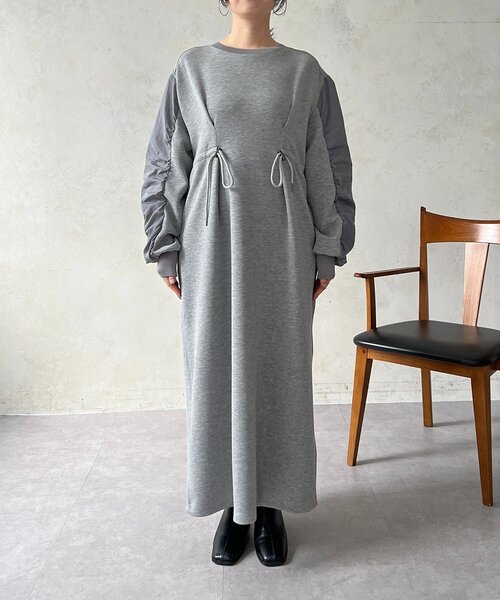 un dix cors（アンディコール）の「ドロストタックワンピース（ワンピース・レディース・ブラック/グレイッシュベージュ/グレー・FREE）」の18枚目の写真