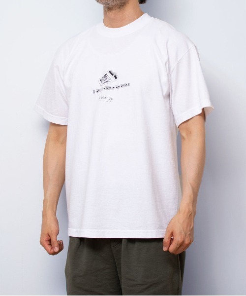 A blends(エイブレンズ)の「"A blends Youth movie dating ""ticket"" プリントTシャツ"(Tシャツ/カットソー・メンズ・ホワイト・LARGE/X-LARGE)」の1枚目の写真