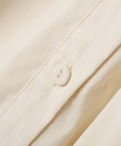 Editt by YECCA VECCA（エディットバイイェッカヴェッカ）の「ZIPニットレイヤードフーディーシャツ（シャツ/ブラウス・レディース・ネイビー/ブラック/ライトベージュ・FREE）」の5枚目の写真