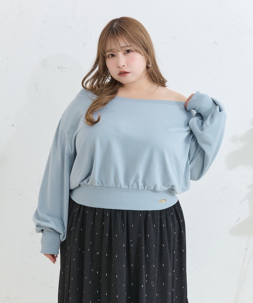 Louiosy(ルオシー)の「【Louiosy】【大きいサイズ】チャーム付き袖ボリュームスウェット(スウェット・レディース・ライトブルー/アイボリー・4L/3L/X-LARGE)」の18枚目の写真