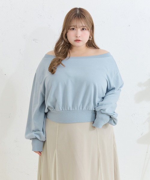 Louiosy(ルオシー)の「【Louiosy】【大きいサイズ】チャーム付き袖ボリュームスウェット(スウェット・レディース・ライトブルー/アイボリー・4L/3L/X-LARGE)」の9枚目の写真