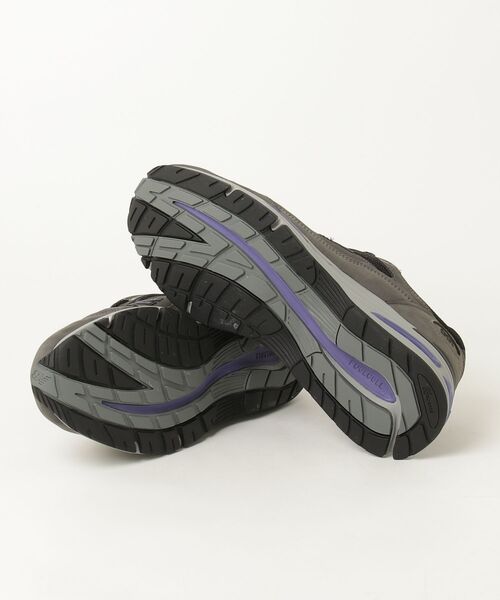 NEW BALANCE(ニューバランス)の「U991 GP2(スニーカー・メンズ・グレー・28.5cm/28.0cm/27.5cm/27.0cm/26.5cm/26.0cm/25.0cm/29.0cm)」の3枚目の写真