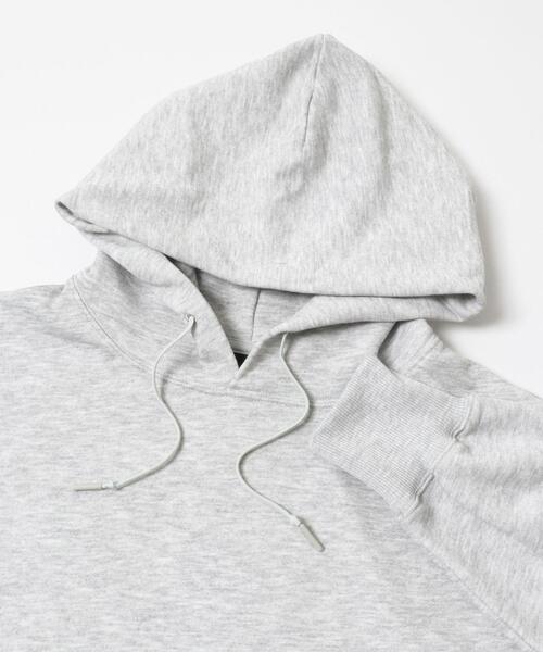 URBAN RESEARCH(アーバンリサーチ)の「DAIWA PIER39 TECH SWEAT HOODIE(パーカー・メンズ・スミクロ/グレー・LARGE/X-LARGE/SMALL/MEDIUM)」の13枚目の写真