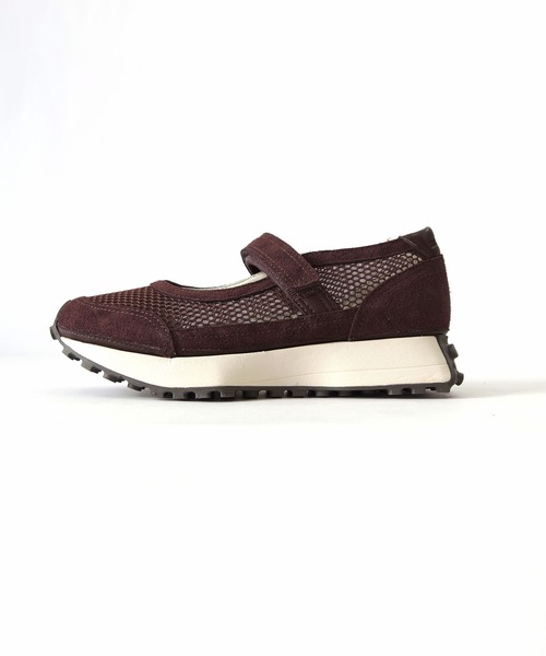 Minnetonka(ミネトンカ)の「MINNETONKA(ミネトンカ) / メリージェーンスニーカー 26M01(スニーカー・レディース・ゴールド/ブラウン/ブラック/アイボリー・10/6/7/8/9)」の5枚目の写真