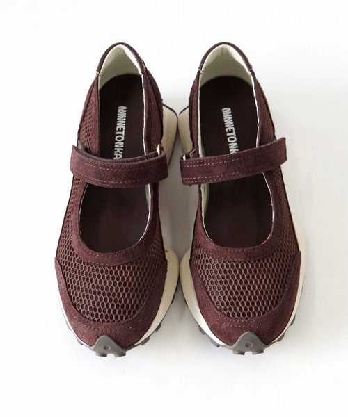Minnetonka(ミネトンカ)の「MINNETONKA(ミネトンカ) / メリージェーンスニーカー 26M01(スニーカー・レディース・ゴールド/ブラウン/ブラック/アイボリー・10/6/7/8/9)」の7枚目の写真
