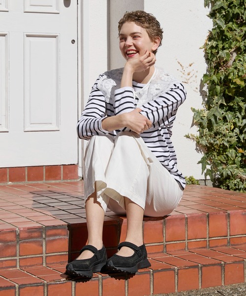 Minnetonka(ミネトンカ)の「MINNETONKA(ミネトンカ) / メリージェーンスニーカー 26M01(スニーカー・レディース・ゴールド/ブラウン/ブラック/アイボリー・10/6/7/8/9)」の20枚目の写真