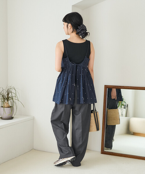 FREAK'S STORE（フリークスストア）の「インド ラメドット刺繍 バックオープンキャミソール＜セットアップ対応＞（キャミソール・レディース・オフホワイト/ブラック/ブラウン/ネイビー・ﾌﾘ-）」の9枚目の写真