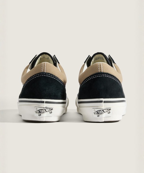 VANS（バンズ）の「VANS PREMIUM オールドスクール / LX Old Skool Archive Black/Inc VN000D9JGR41（スニーカー・メンズ・ブラック×ベージュ・12/11.5/11/10.5/10/9.5/9/8.5/8/7.5/7/6.5/6/5.5/5）」の4枚目の写真
