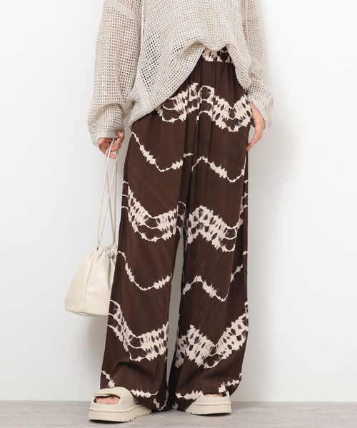 JOURNAL STANDARD relume(ジャーナルスタンダード レリューム)の「【LUSANA/ルサナ】CICI PANTS:パンツ(スラックス・レディース・ベージュ/ブラック/ブラウン・SMALL)」の3枚目の写真