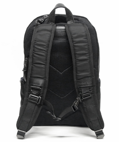 MAKAVELIC（マキャベリック）の「SIERRA STANDARD DAYPACK（バックパック/リュック・メンズ・ネイビー/ダークグレー/ブラック/カーキ/ダークネイビー/ホワイト×ブラック・FREE）」の11枚目の写真