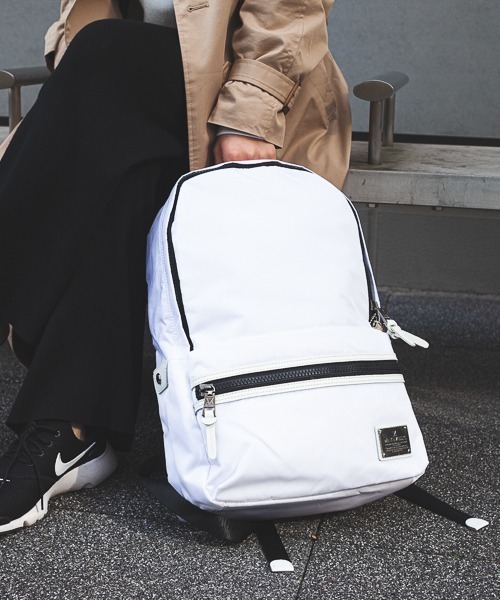 MAKAVELIC（マキャベリック）の「SIERRA STANDARD DAYPACK（バックパック/リュック・メンズ・ネイビー/ダークグレー/ブラック/カーキ/ダークネイビー/ホワイト×ブラック・FREE）」の21枚目の写真