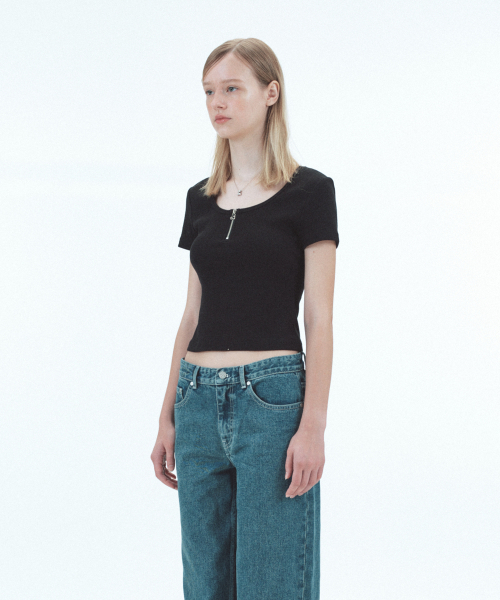 Rest&Recreation(レストアンドレクリエーション)の「HALF ZIP-UP TOP - BLACK(Tシャツ/カットソー・レディース・その他・ONE)」の4枚目の写真