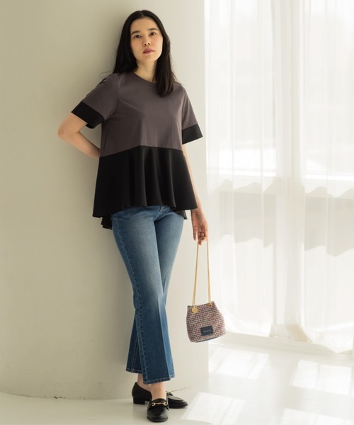 OPAQUE.CLIP（オペークドットクリップ）の「ペプラム切替ドッキングトップス（Tシャツ/カットソー・レディース・ブラック/チャコール/ホワイト系5・40/38）」の14枚目の写真