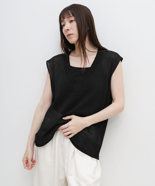 select MOCA（セレクトモカ）の「ドライタッチVネックサマーニットベスト（ニット/セーター・レディース・グレー/ベージュ/ブラック・FREE）」の2枚目の写真