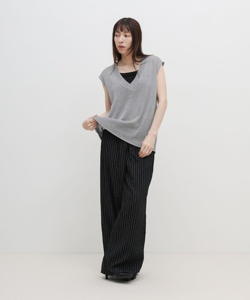 select MOCA（セレクトモカ）の「ドライタッチVネックサマーニットベスト（ニット/セーター・レディース・グレー/ベージュ/ブラック・FREE）」の18枚目の写真