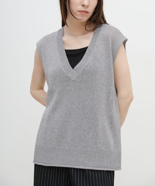 select MOCA（セレクトモカ）の「ドライタッチVネックサマーニットベスト（ニット/セーター・レディース・グレー/ベージュ/ブラック・FREE）」の15枚目の写真