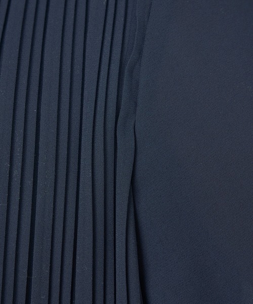 GALLORIA（ギャローリア）の「【洗濯機で洗える】プリーツブラウス（シャツ/ブラウス・レディース・アイボリー/ライトピンク/ネイビー・L/LL/M/S）」の11枚目の写真