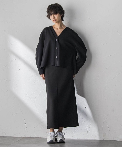 MAYSON GREY（メイソングレイ）の「【えらべるSETUP】叶えるIラインスカート≪手洗い可能≫（スカート・レディース・ブラック/オフホワイト・M）」の6枚目の写真