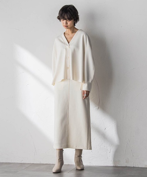 MAYSON GREY（メイソングレイ）の「【えらべるSETUP】叶えるIラインスカート≪手洗い可能≫（スカート・レディース・ブラック/オフホワイト・M）」の13枚目の写真