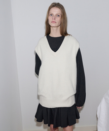 Boucle Knit Vest - Milk Cream