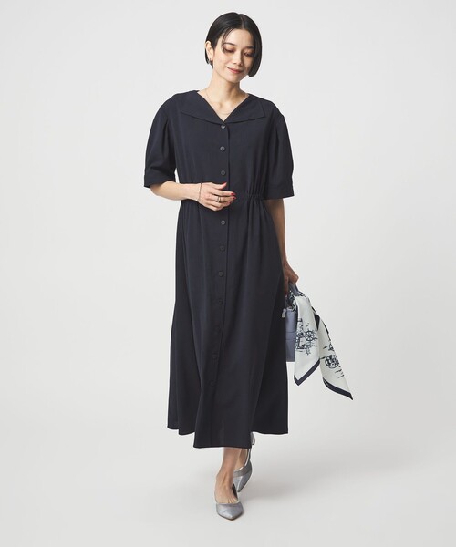 green label relaxing(グリーンレーベルリラクシング)の「Vカラー フレア ボタン ワンピース(ワンピース・レディース・ダークブラウン/ネイビー・38/36)」の8枚目の写真
